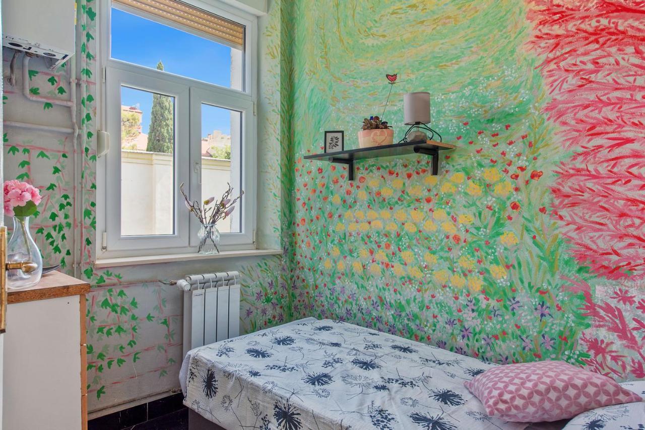 The Grand Mansion Residence On La Guardia Rijeka Bagian luar foto
